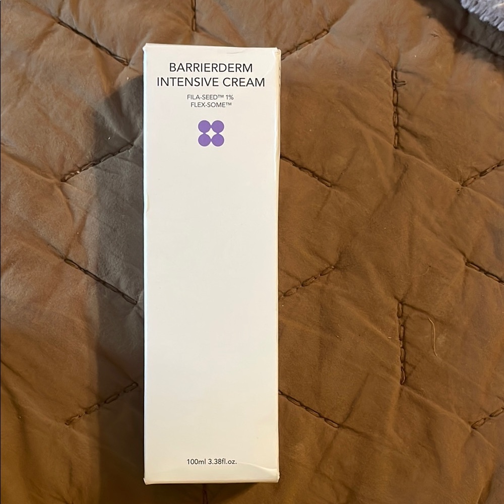 White Intensive Moisturizer Skincare